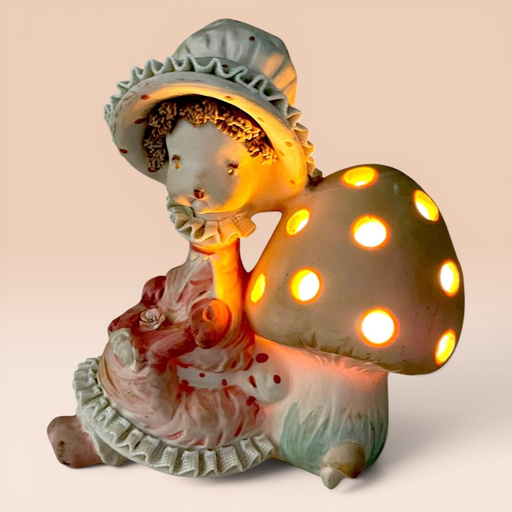 Vtg. Rare Girl With Mushroom Nightlight Fairy Light Victorian Retro Ceramic MCM